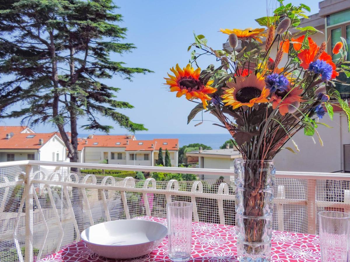 H11 Terrazzo Al Mare - Riva Ligure - Spiagge Apartment Ngoại thất bức ảnh