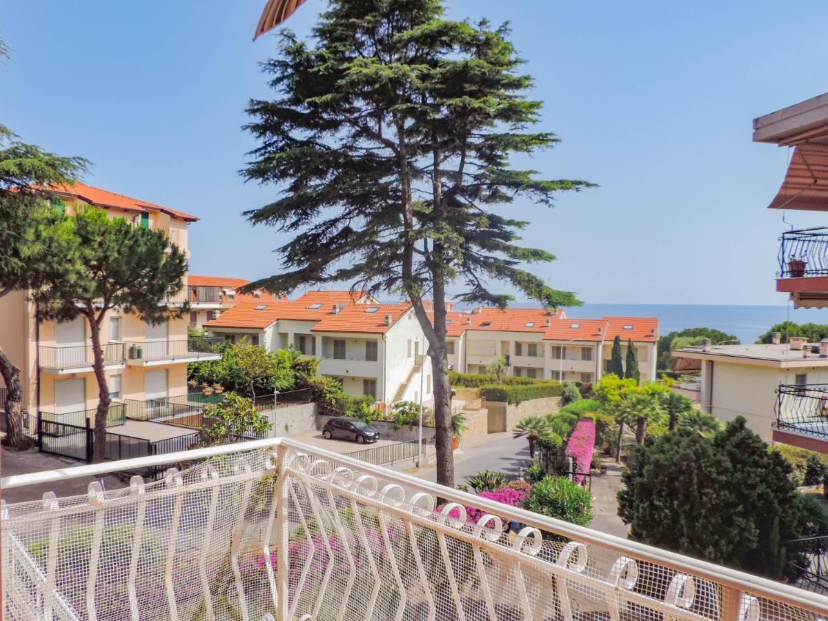 H11 Terrazzo Al Mare - Riva Ligure - Spiagge Apartment Ngoại thất bức ảnh